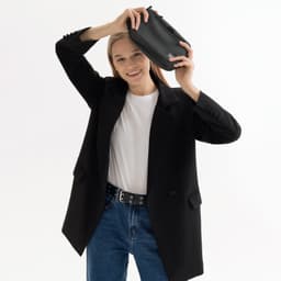 Футболка унисекс Крис (Kris), 150 гр., белая (теплого оттенка)