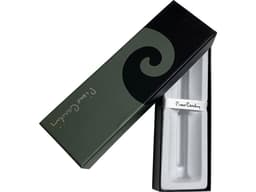 Ручка шариковая Pierre Cardin LEO 750. Цвет — черный. Упаковка Е-2.