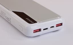 Зарядное устройство "Connect" 10000 mAh со встроенными Type-C/Lightning кабелями