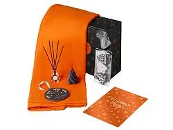 Подарочный набор Re:Home с пледом, свечой и диффузором