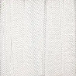 Стропа текстильная Fune 25 L, белая, длина от 100 до 110 см, ширина 2,5 см