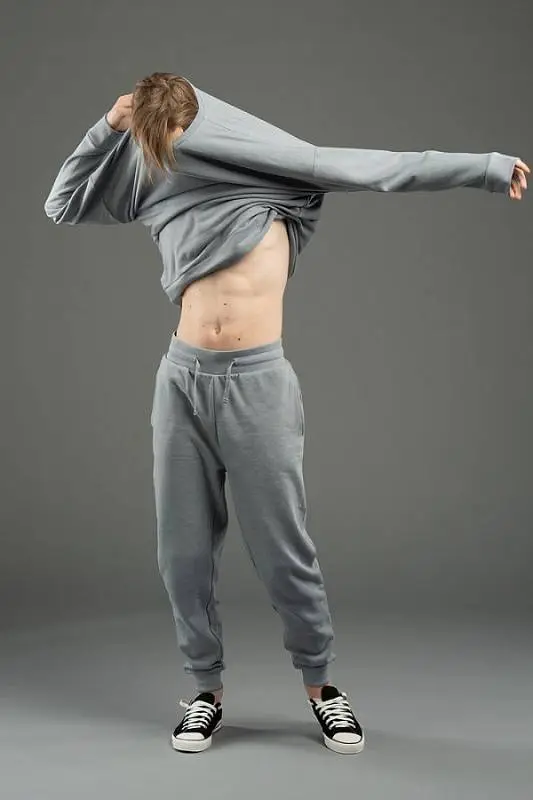 Показать основное фото