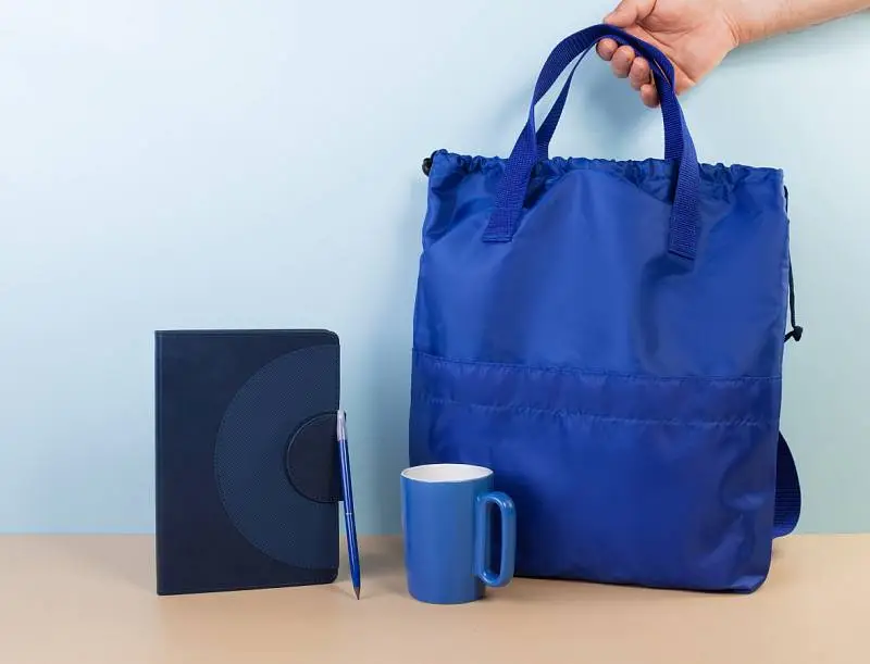 Показать основное фото