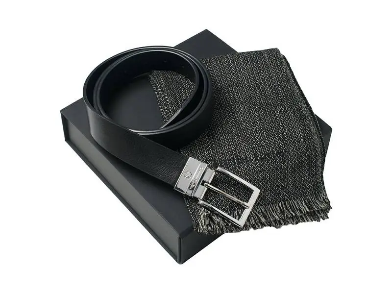 Подарочный набор: шарф шерстяной, ремень. Christian Lacroix - LPAE426