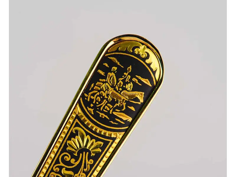 Показать дополнительное фото 1