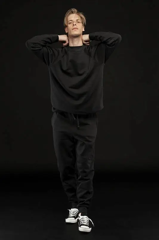 Показать основное фото