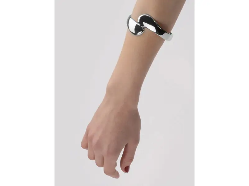 Показать дополнительное фото 1